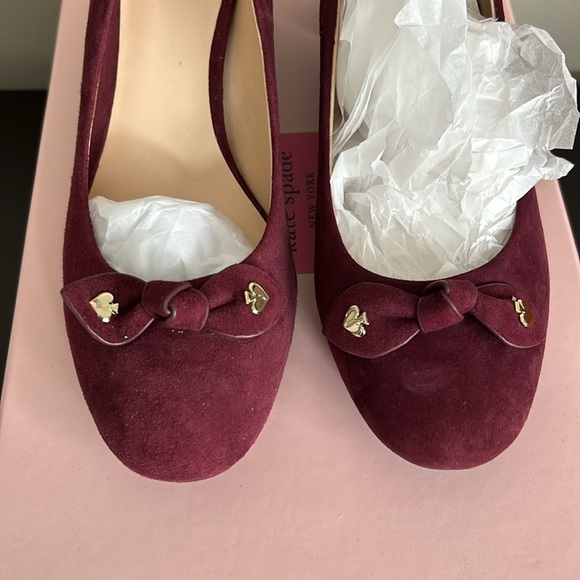 Kate Spade Benice Pumps Suede Cherry Platform Heel Leather Sz 7 NEW - Picture 3 of 10